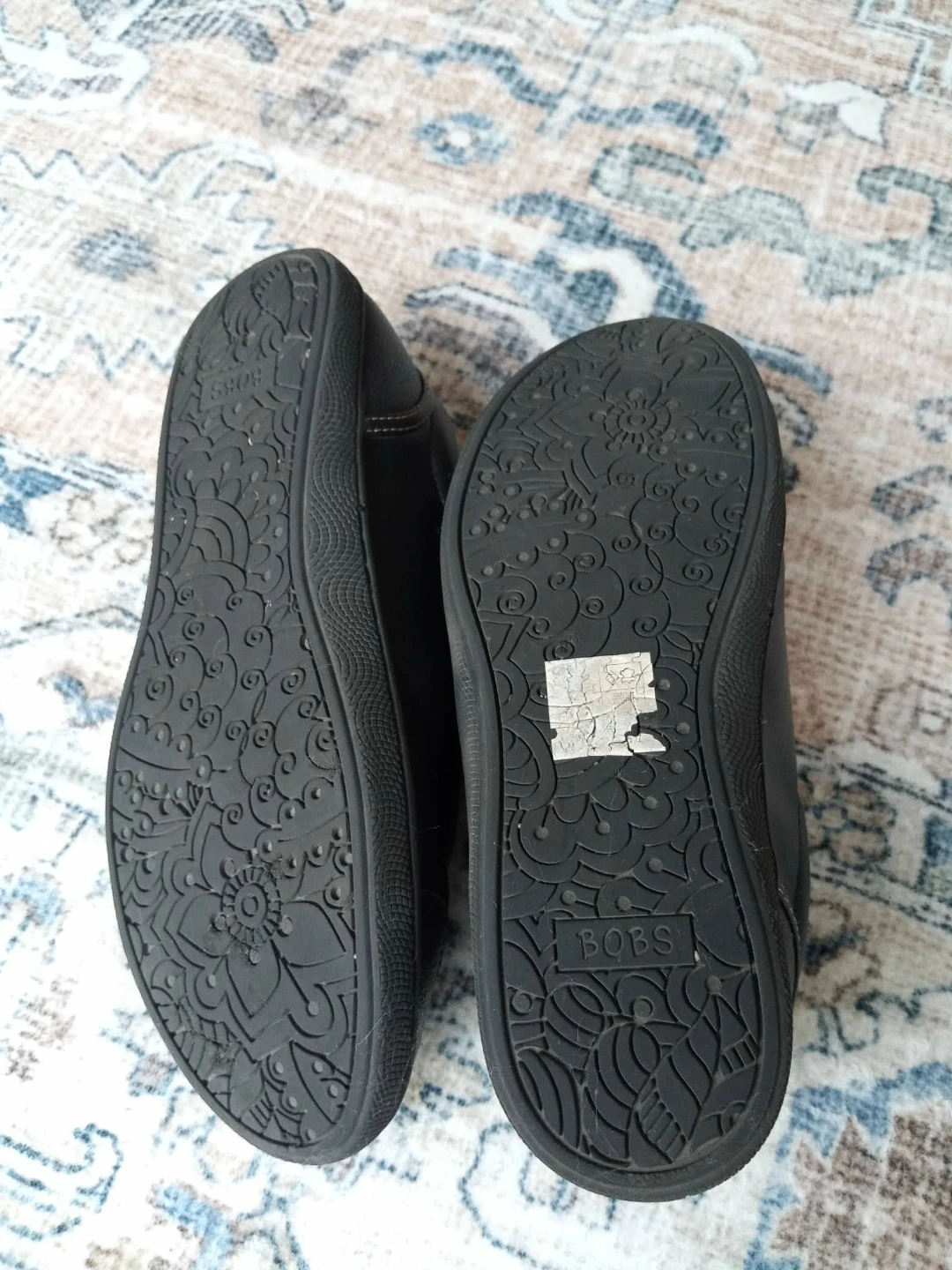 Bobs Memory Foam Leather Skechers size 5.5 🌱 - photo 4