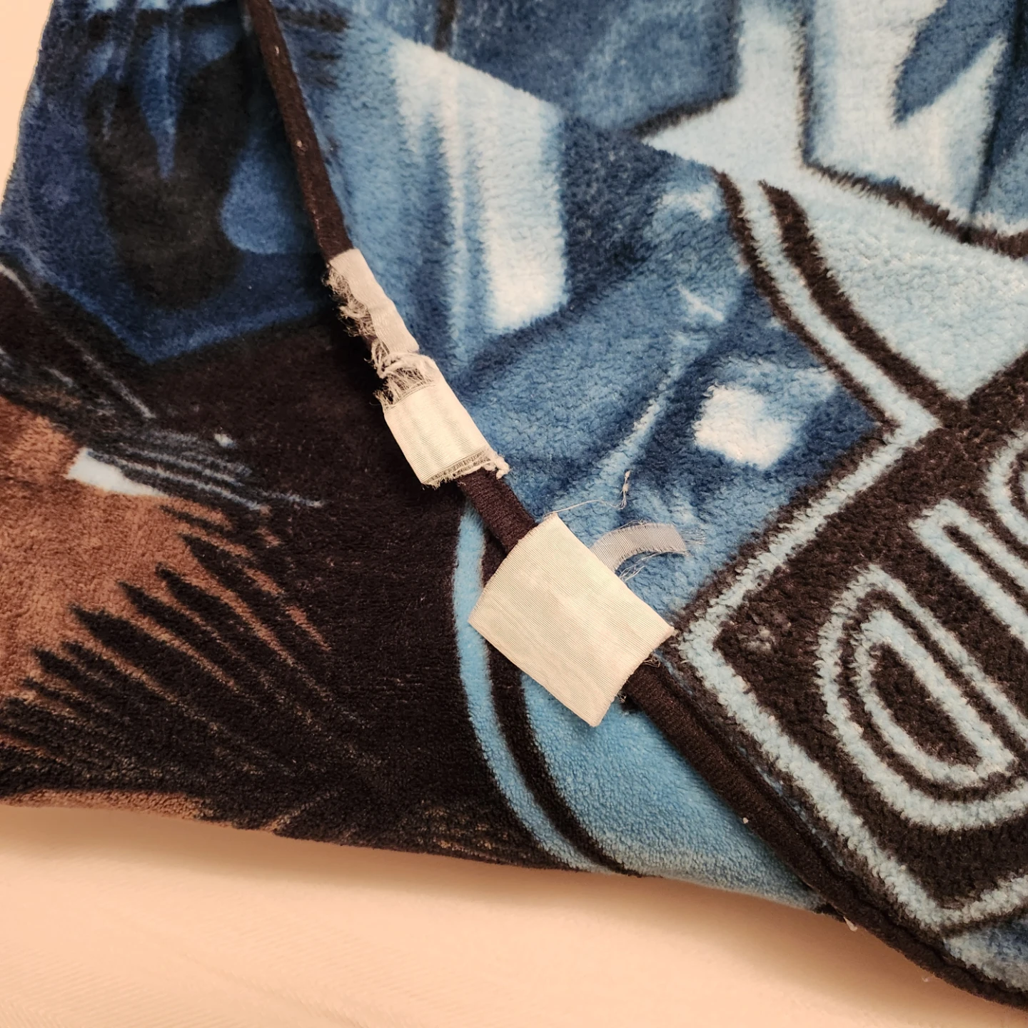 Jurassic World Dinosaur Blanket - photo 3