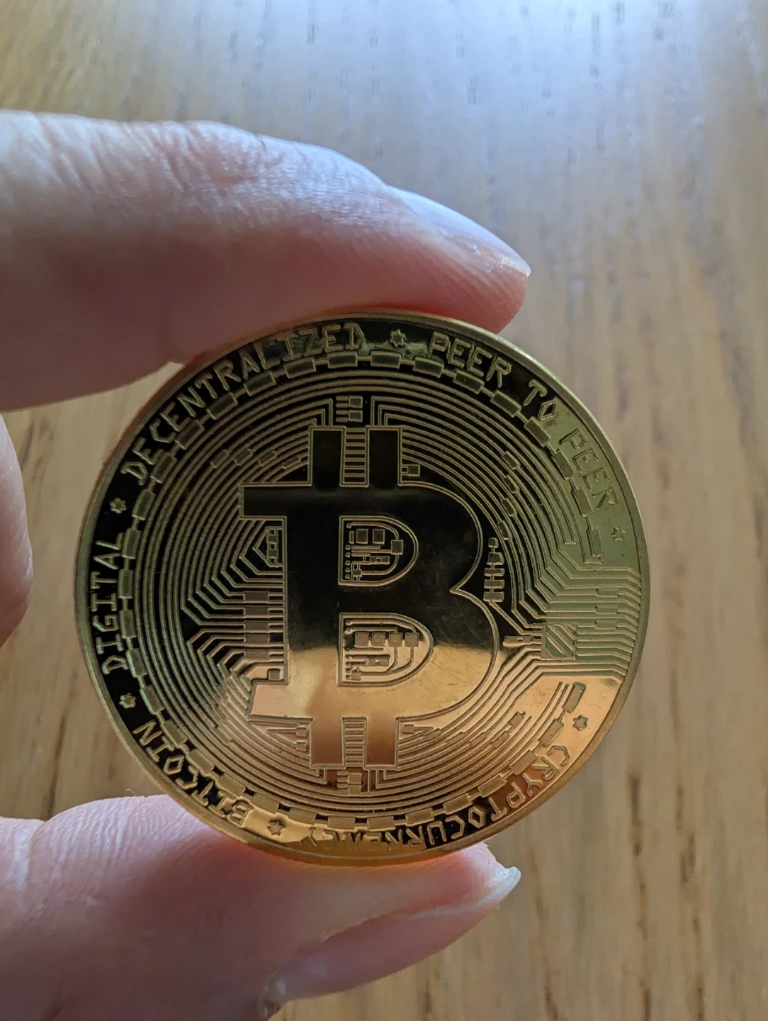 Gold Color Bitcoin Replica Coin | Collector’s Piece - photo 3