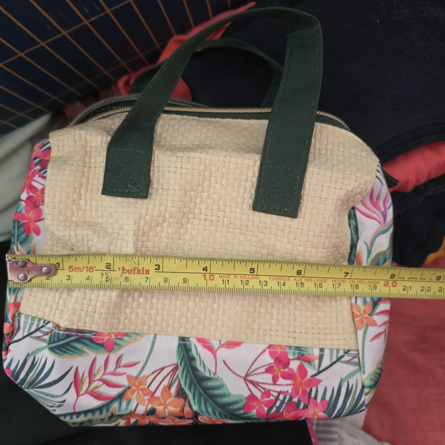 Small Straw-like Tote Bag - photo 5