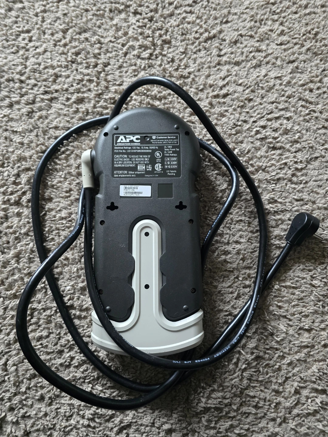APC Surge Protector Power Bar - photo 2