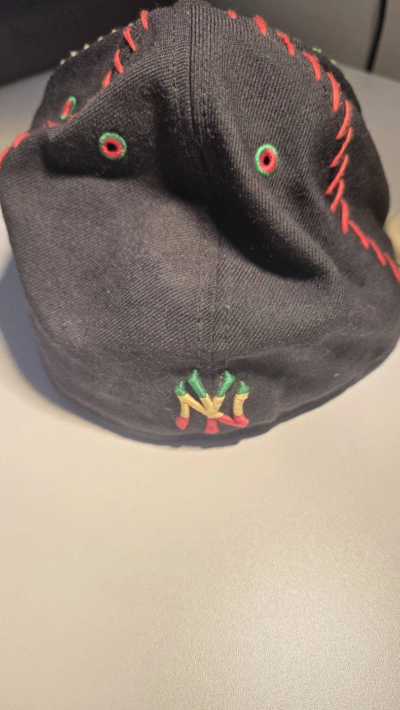 New Era 59FIFTY Yankees Fitted Hat Size 7 3/8 - photo 2
