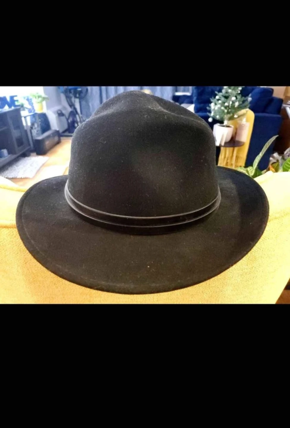 Black Fedora Hat with Bit Detail - photo 2