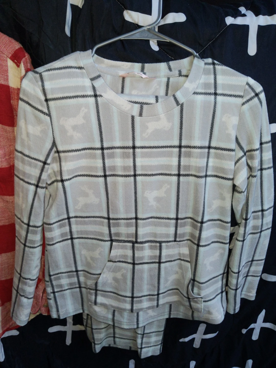La Vue En Rose Fleece Pajama set