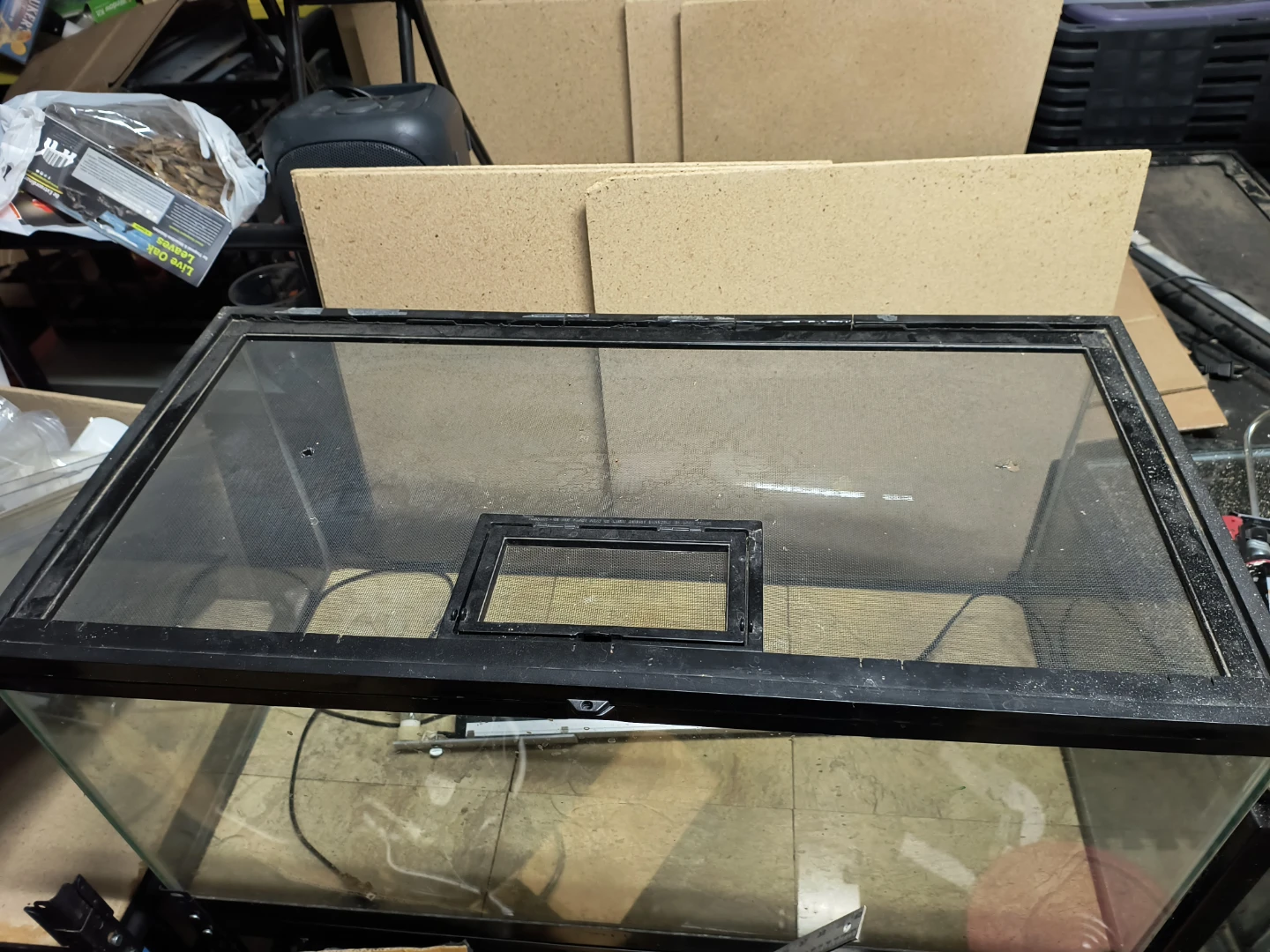 I have 3 40 gallon top opening breeder tank - photo 2
