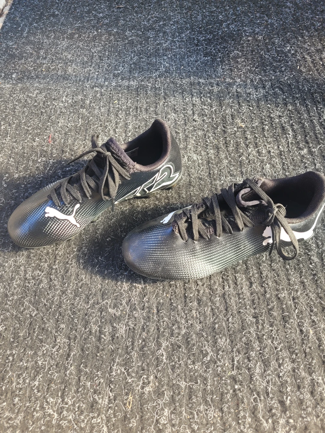 Puma Soccer Cleats - photo 3