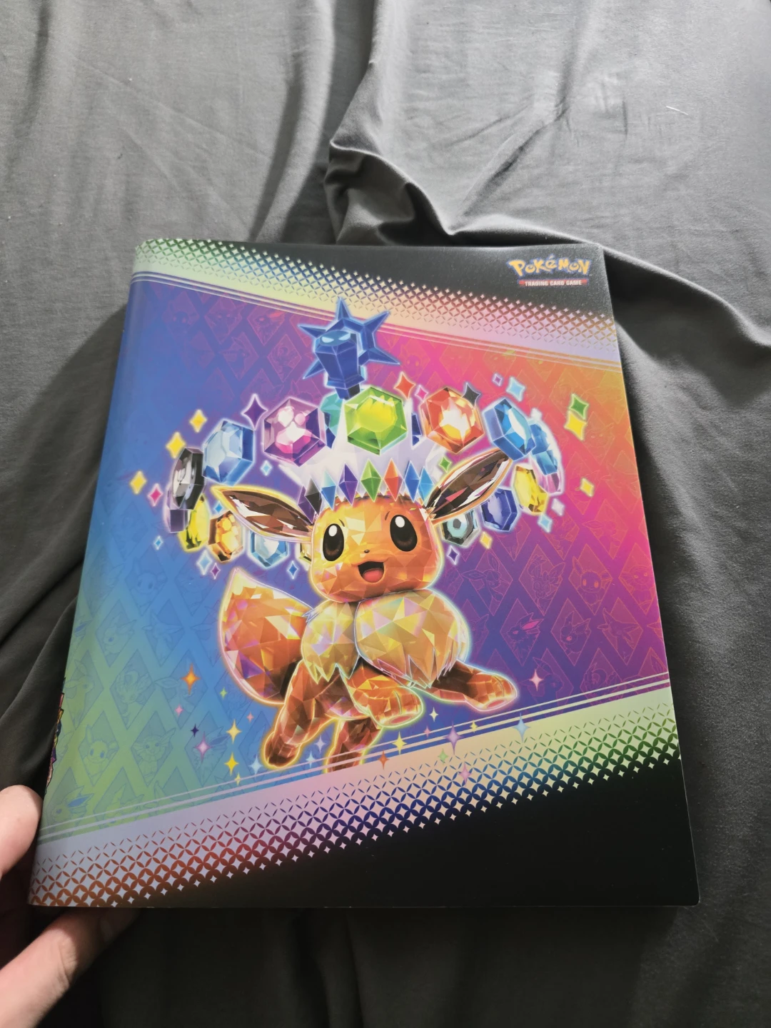Prismatic evolution binder