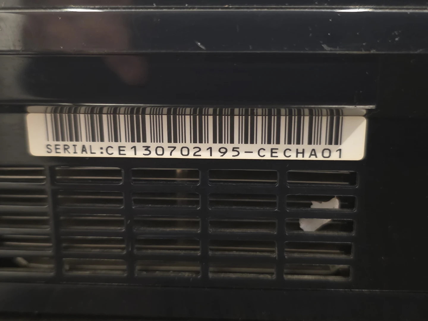 80GB backwards compatible PS3 for parts or Repair (YLOD) - photo 3
