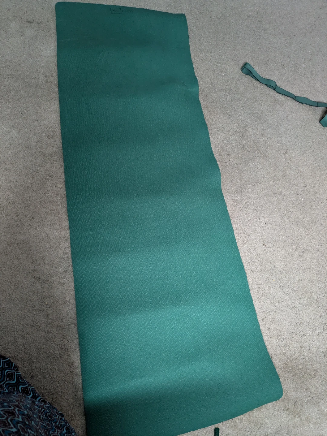 Aurom Yoga Mat with Strap - photo 2