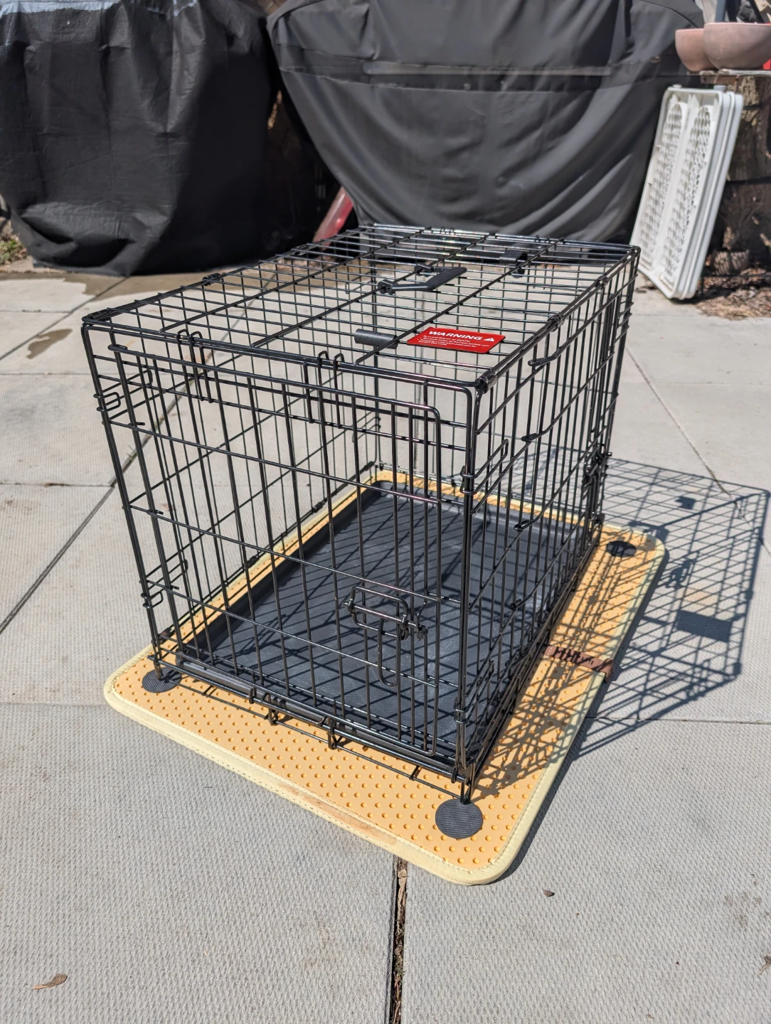Black Metal Dog Crate with Tray