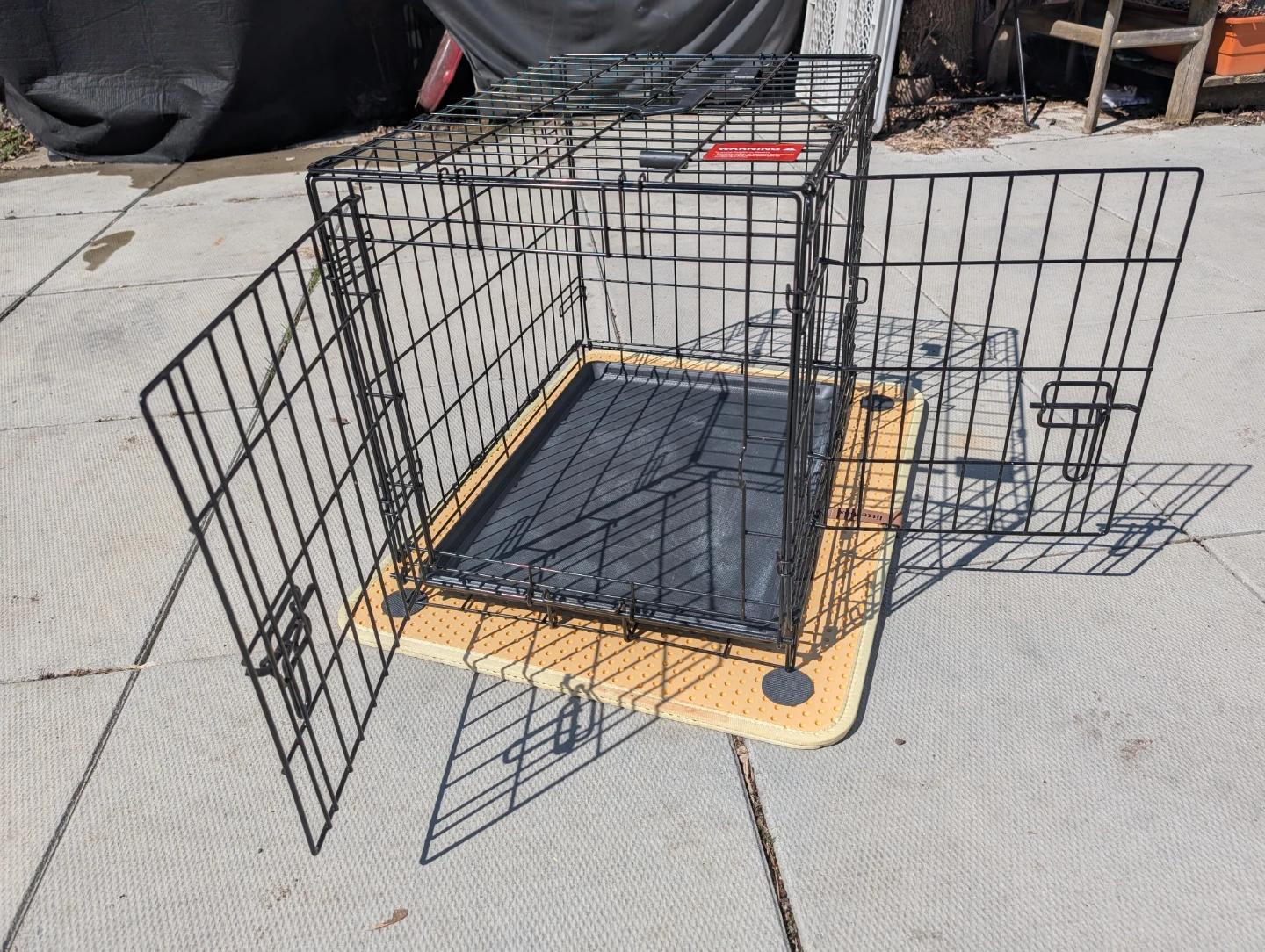 Black Metal Dog Crate with Tray - photo 4