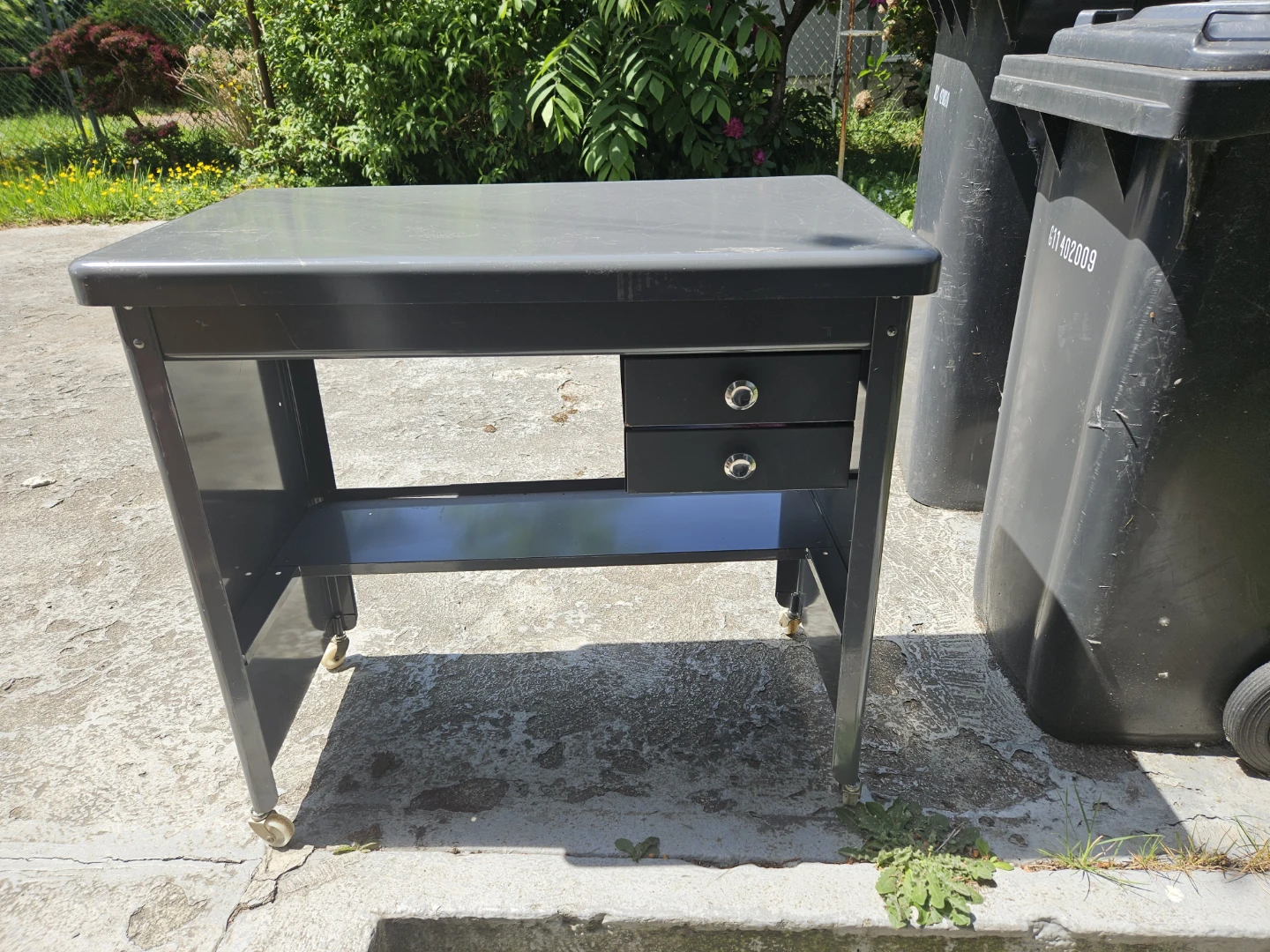 Grey Metal Desk with Drawers - photo 2