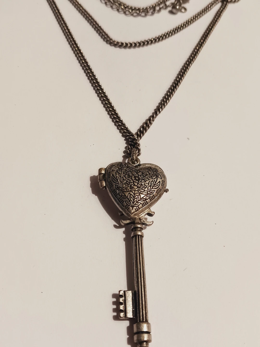 Silver Tone Heart Locket Key Pendant Necklace - photo 2