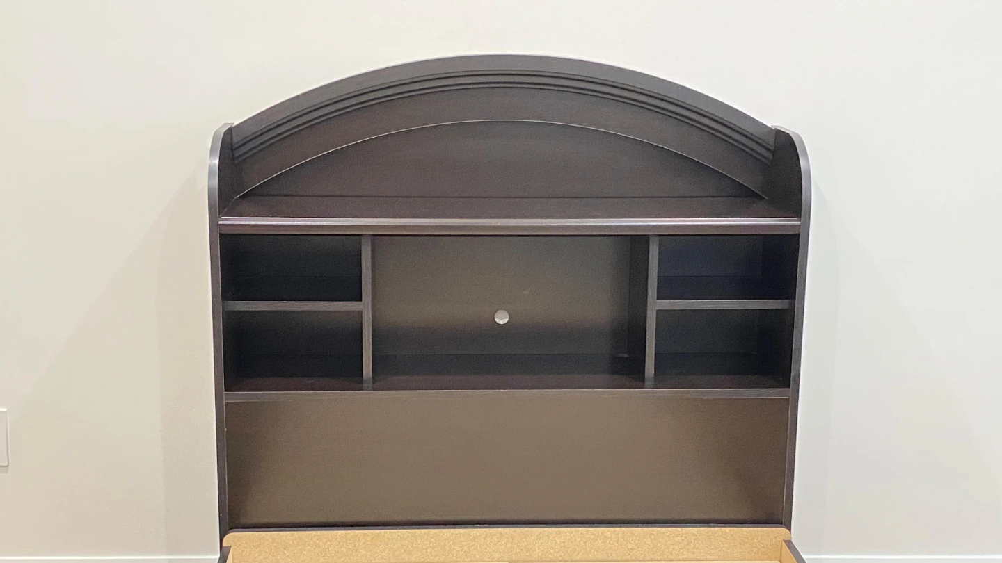 Twin platform with storage and dresser