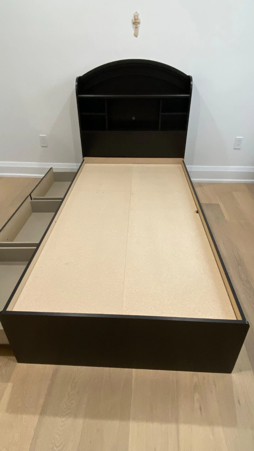 Twin platform with storage and dresser - photo 4