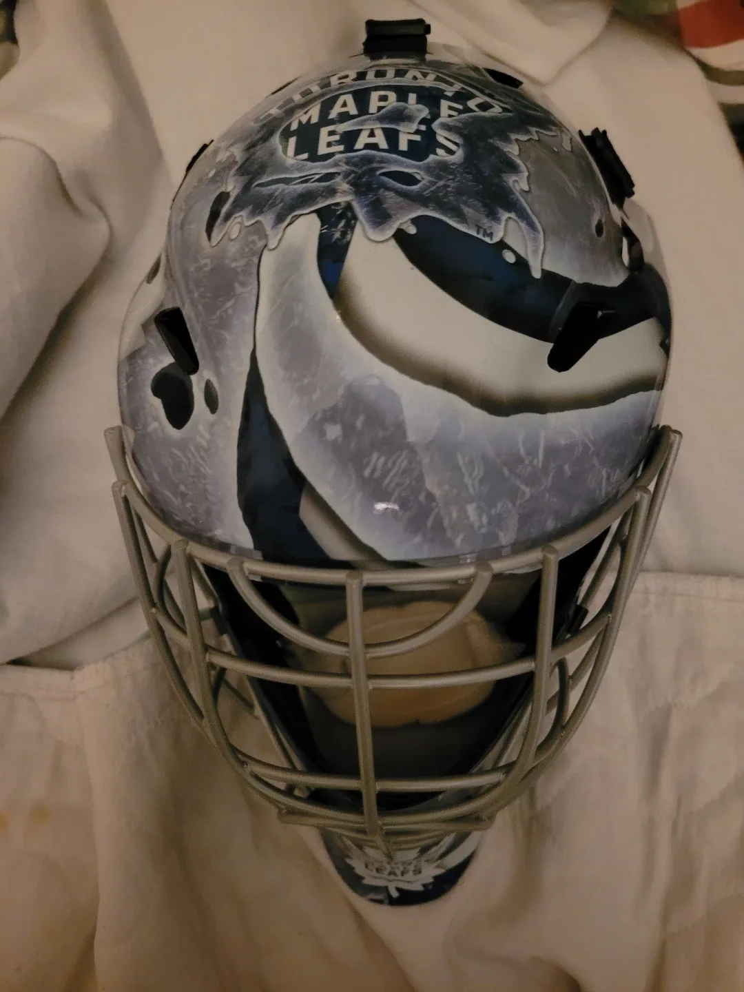 Toronto Maple Leafs Hockey Mask - photo 3