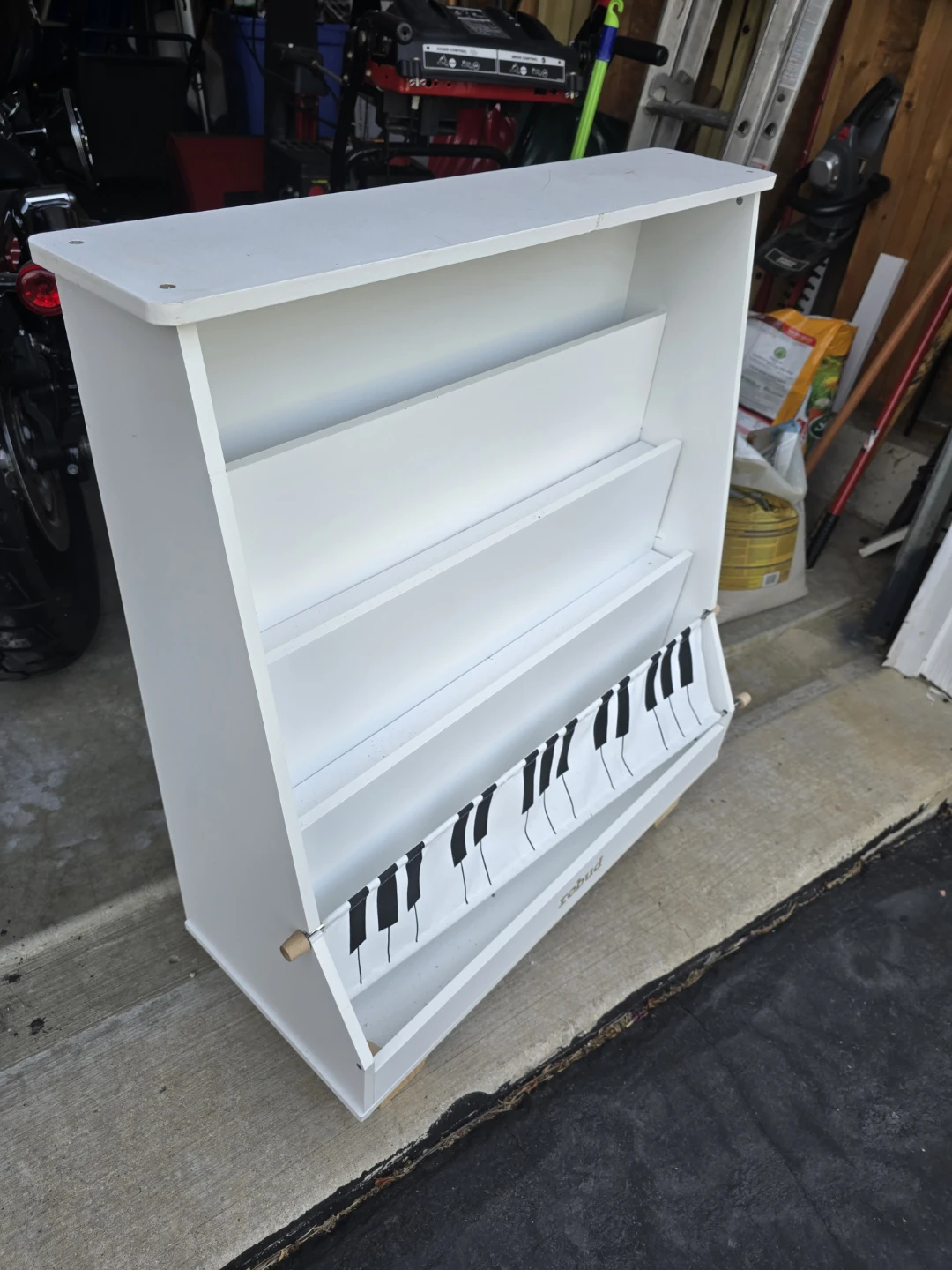 Robud White Piano Book Display Shelf