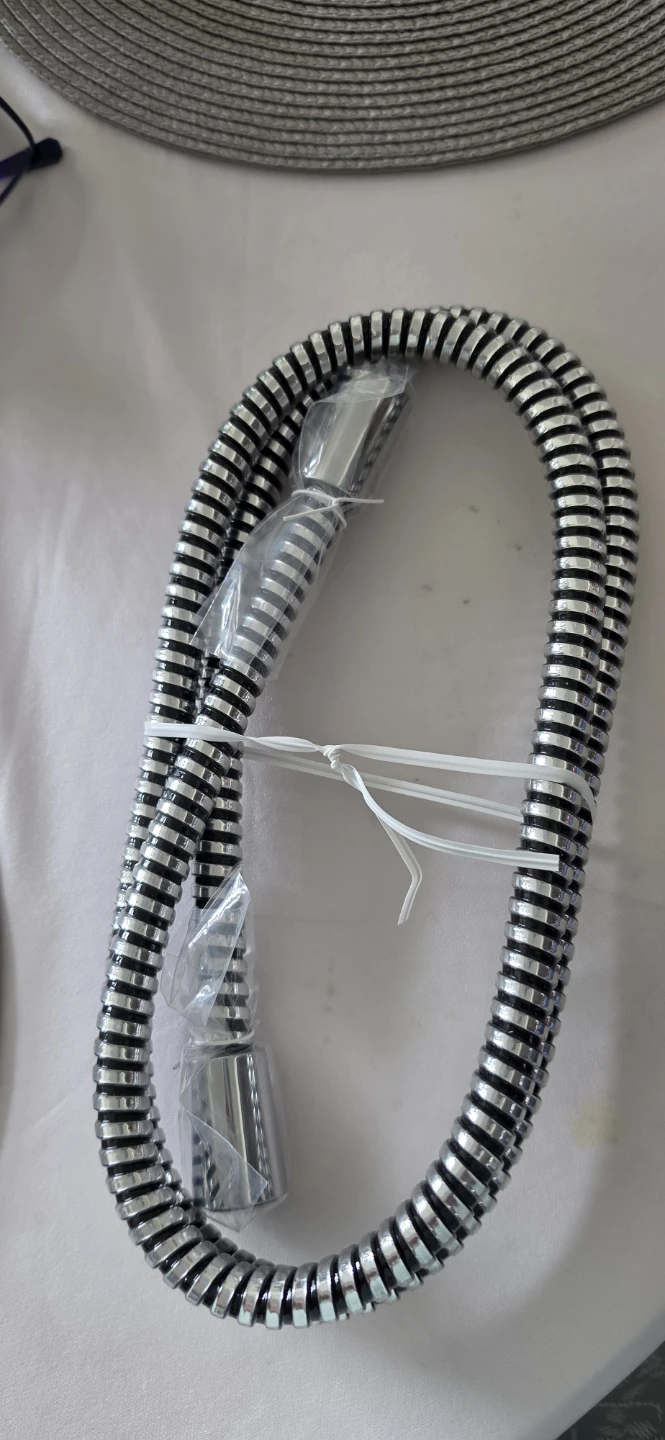 Shower pipe string