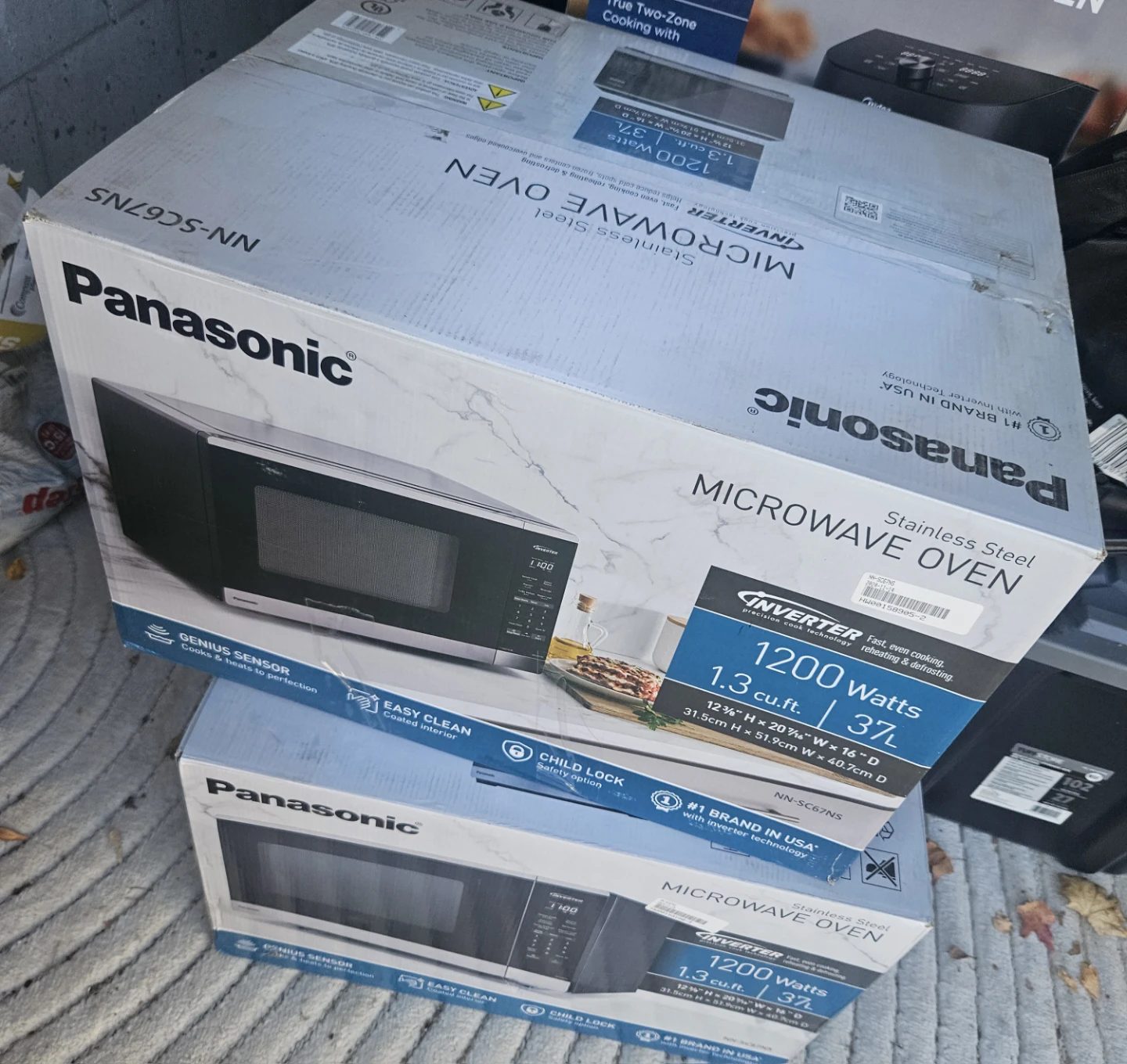 Brand New Panasonic 1200W Stainless Steel Microwave