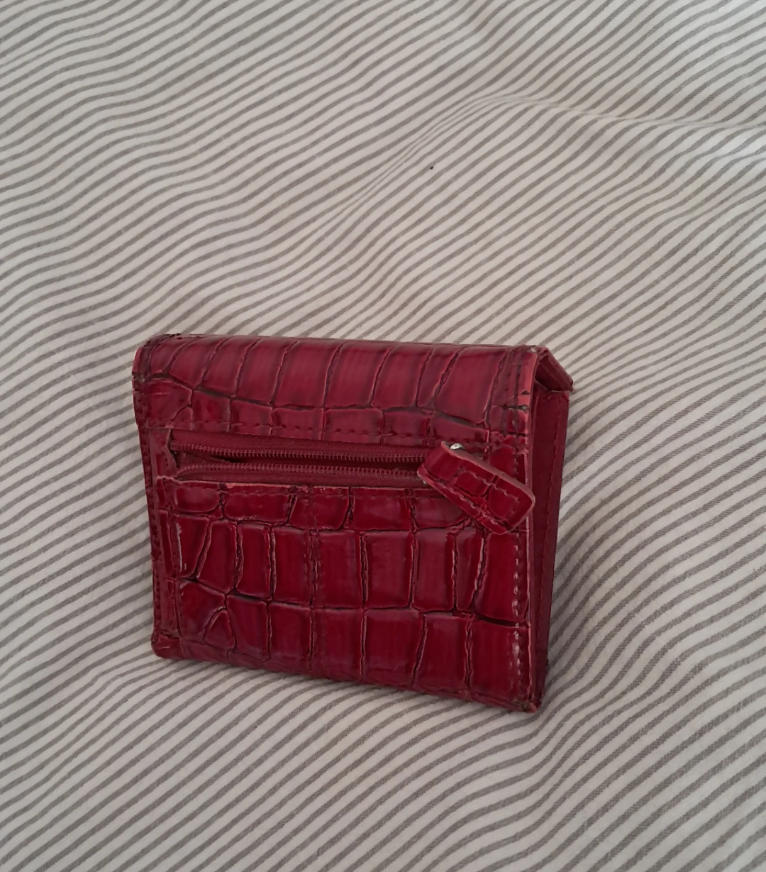 Red Croc-Embossed Tri-Fold Wallet - photo 4