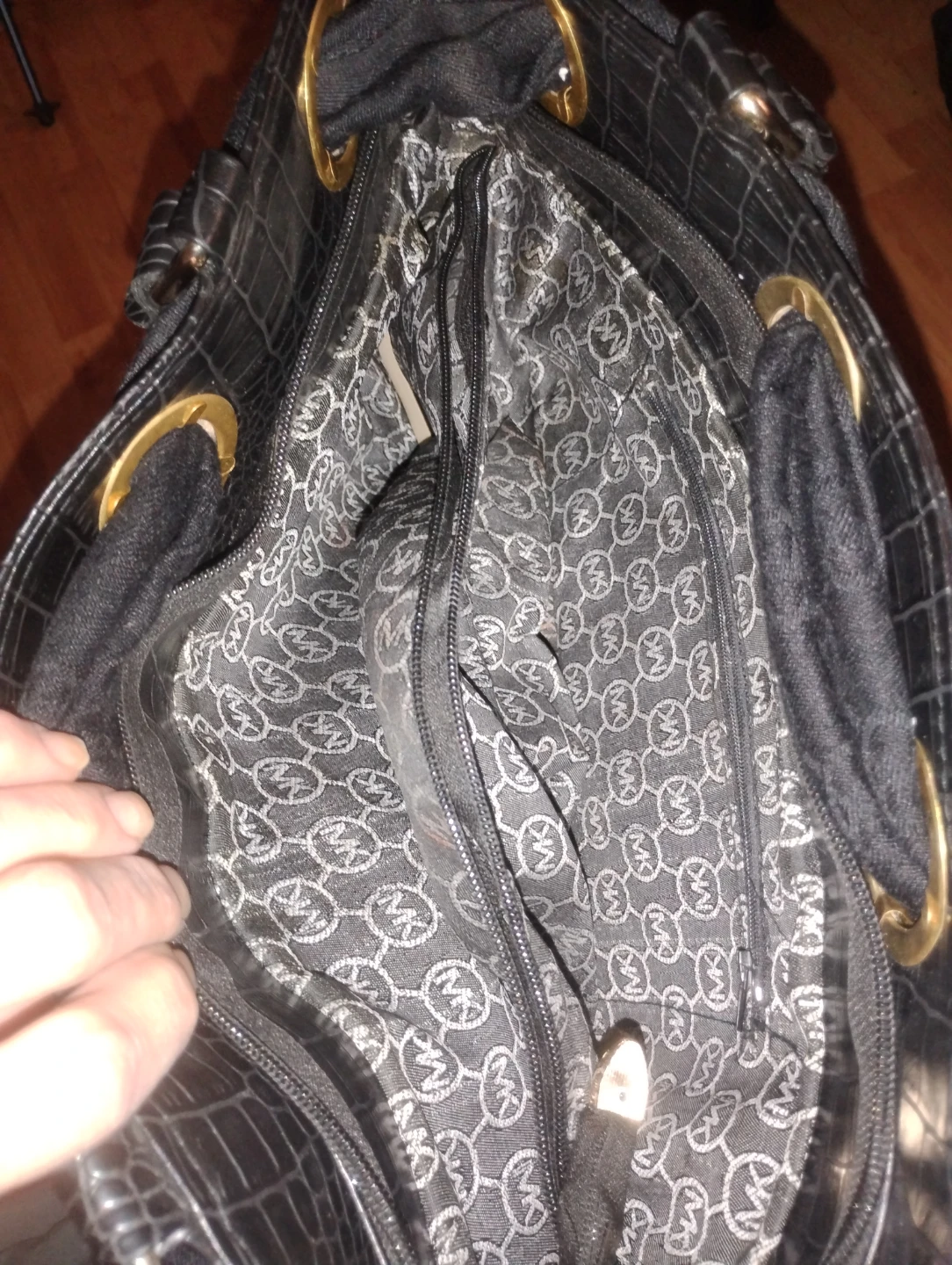 Michael Kors MK Signature Tote Bag