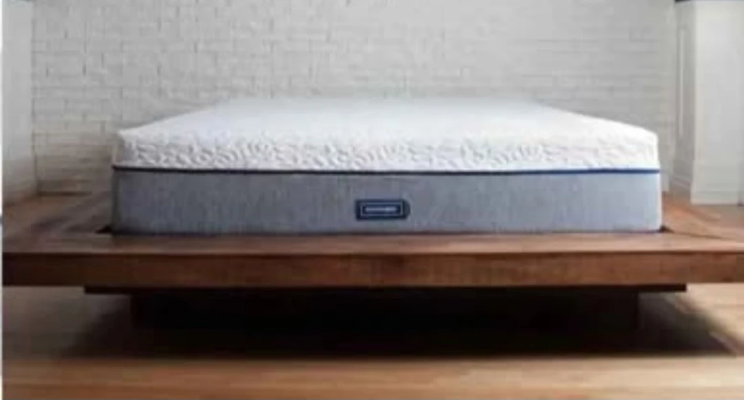 King Size Mattress – Gently Used, Great Condition - photo 2