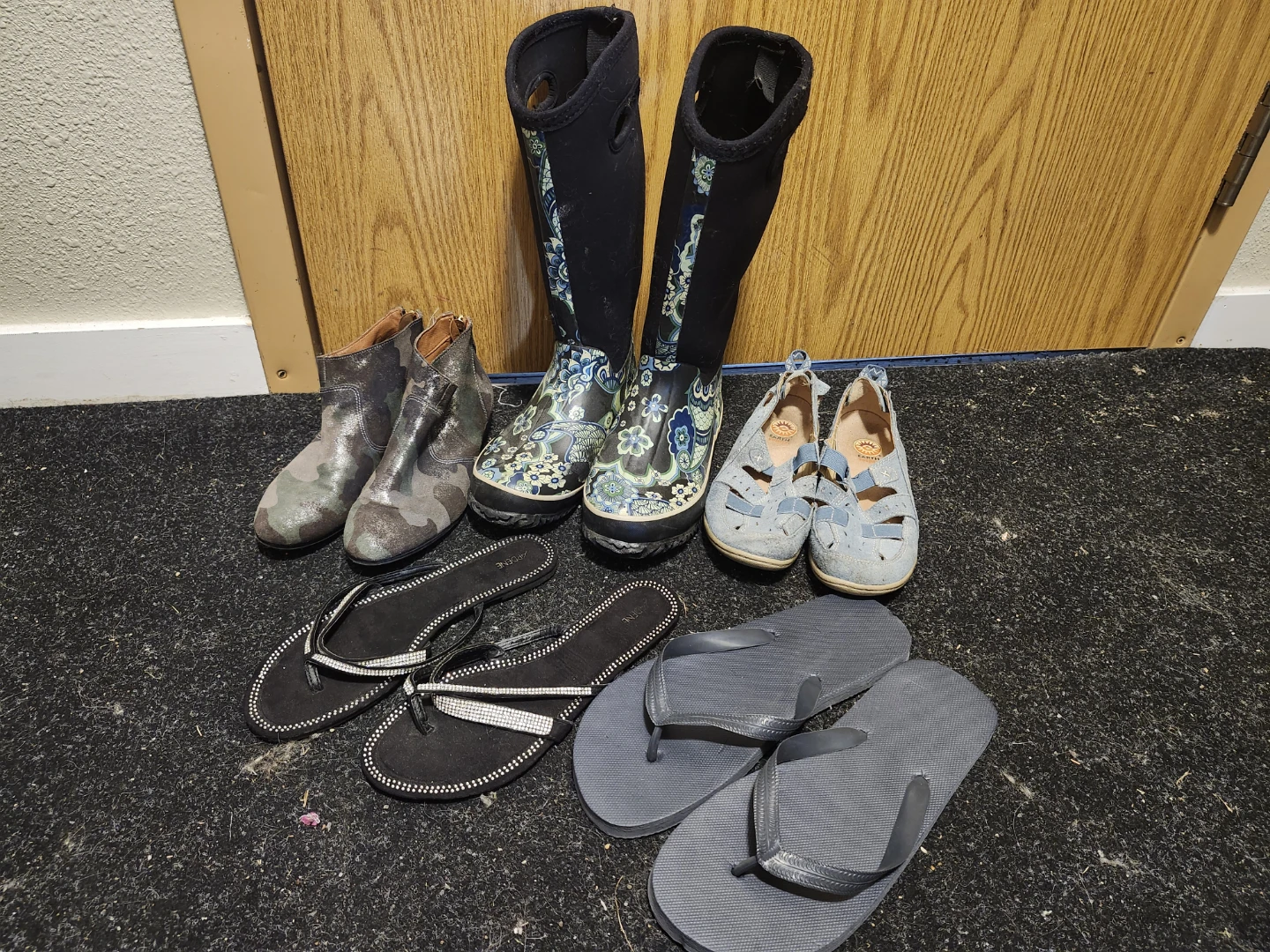 Assorted Women's Footwear Lot