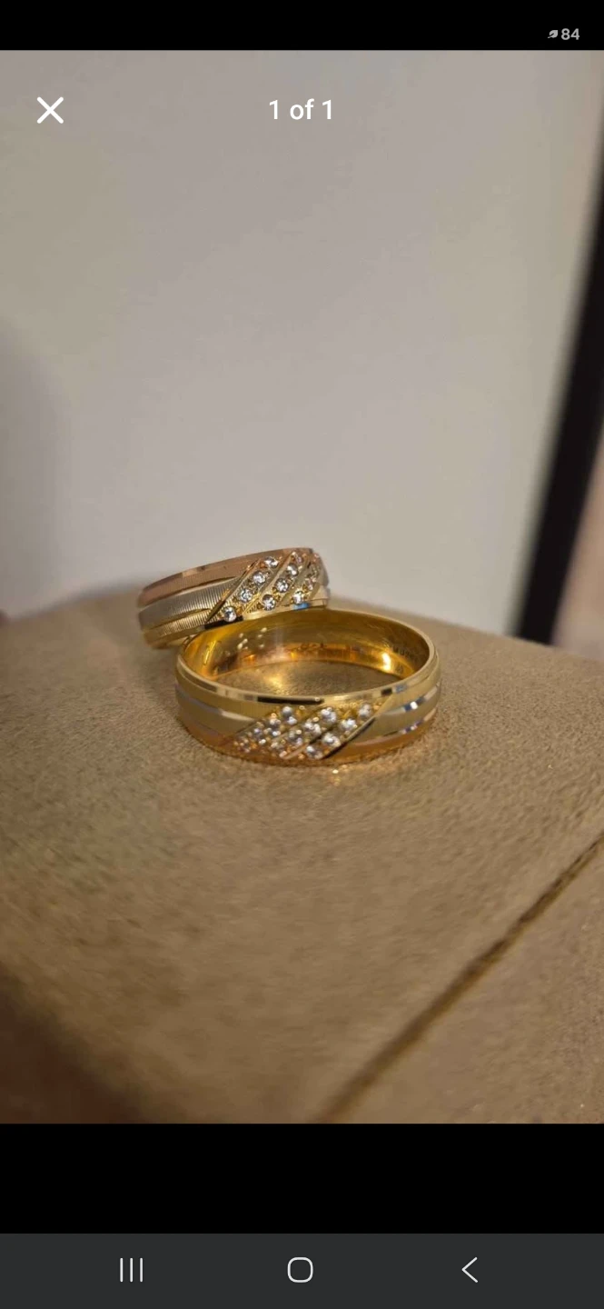 Gold Wedding Ring set size 6(female) 12(Male)