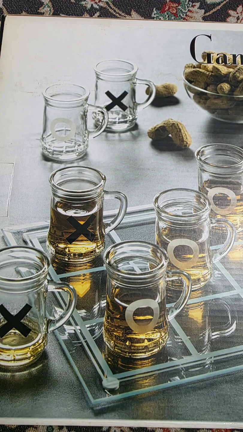 Game Night Tic Tac Toe Shot Glasses Set - photo 4