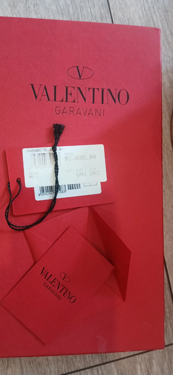 Valentino Garavani Rockstud Clutch with Bracelet - photo 2