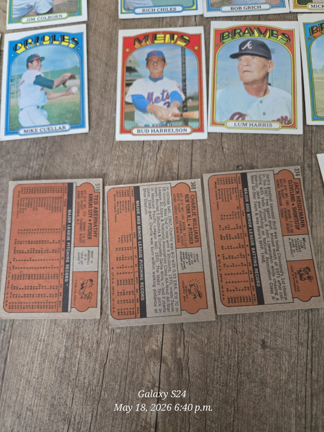 Collection of 1972 Topps Baseball Cards - photo 4