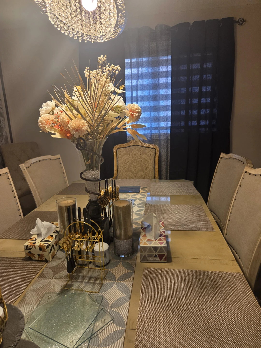 Ornate Armchair Accent Chair - photo 2