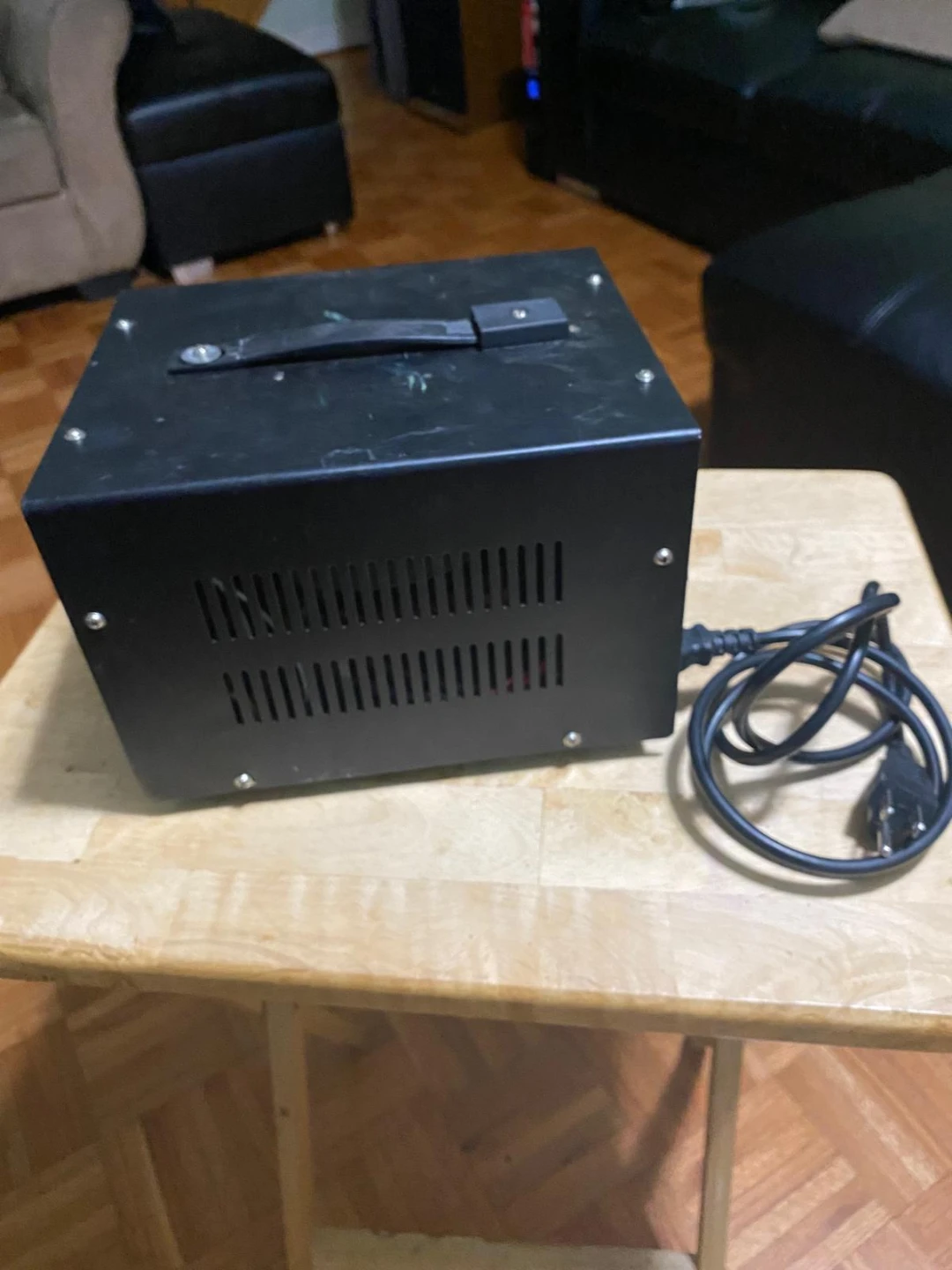 Step Up & Down Voltage Transformer STU-2000 - photo 3
