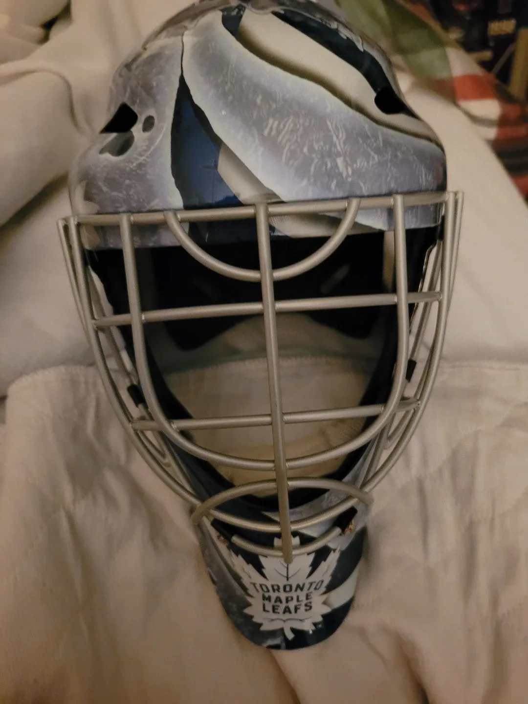 Toronto Maple Leafs Hockey Mask