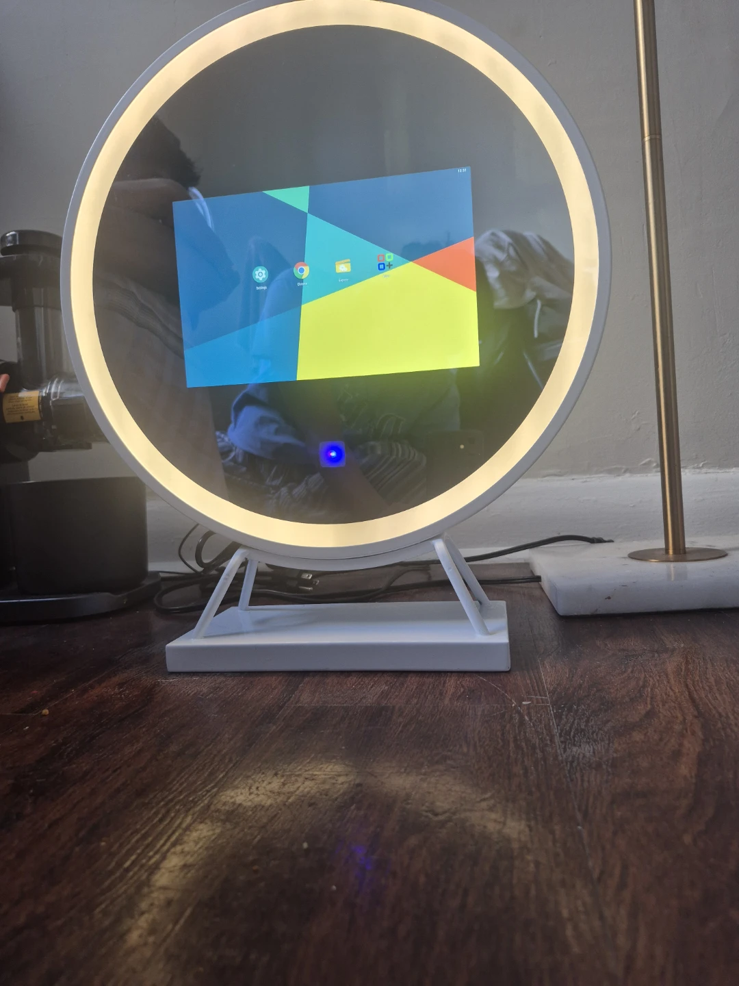 Android Smart Mirror – Brand New in Original Box - photo 3