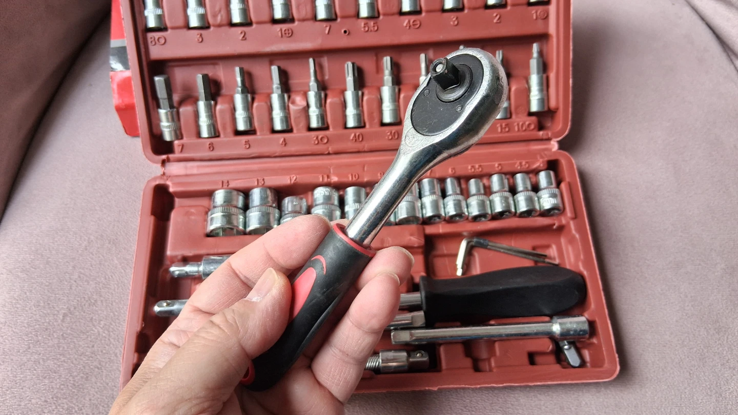 NEW Hex bit 46pcs Ratchet Socket Wrench Set - photo 3