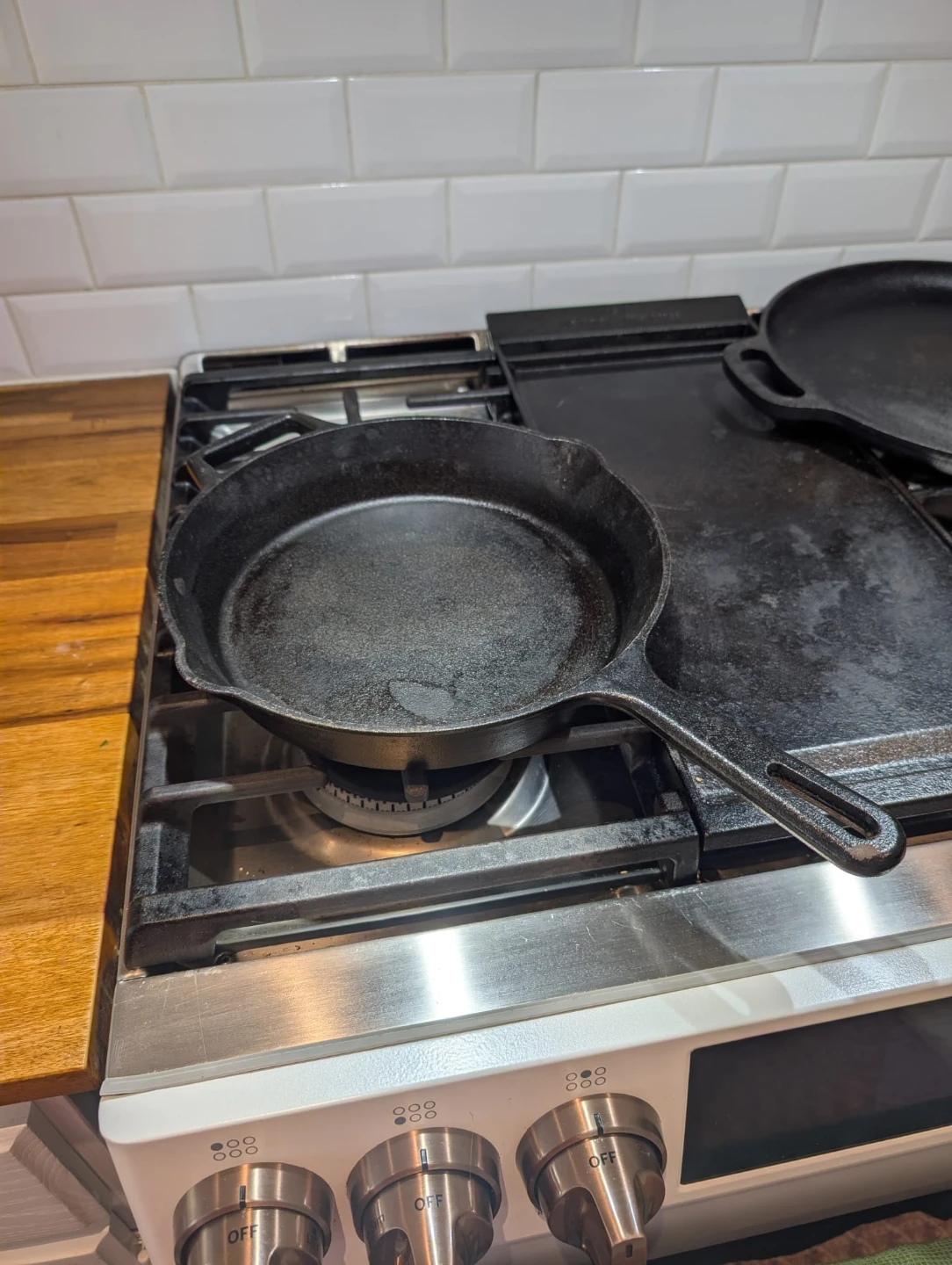 Artisanal Supply Cast Iron Skillet Frying Pan - photo 2