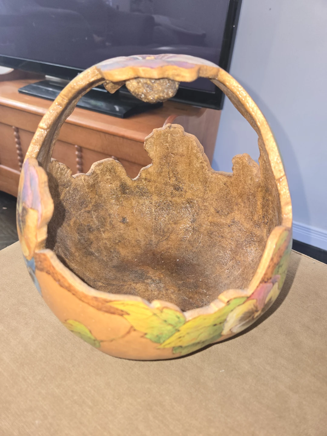 Hand-painted Gourd Basket - photo 2