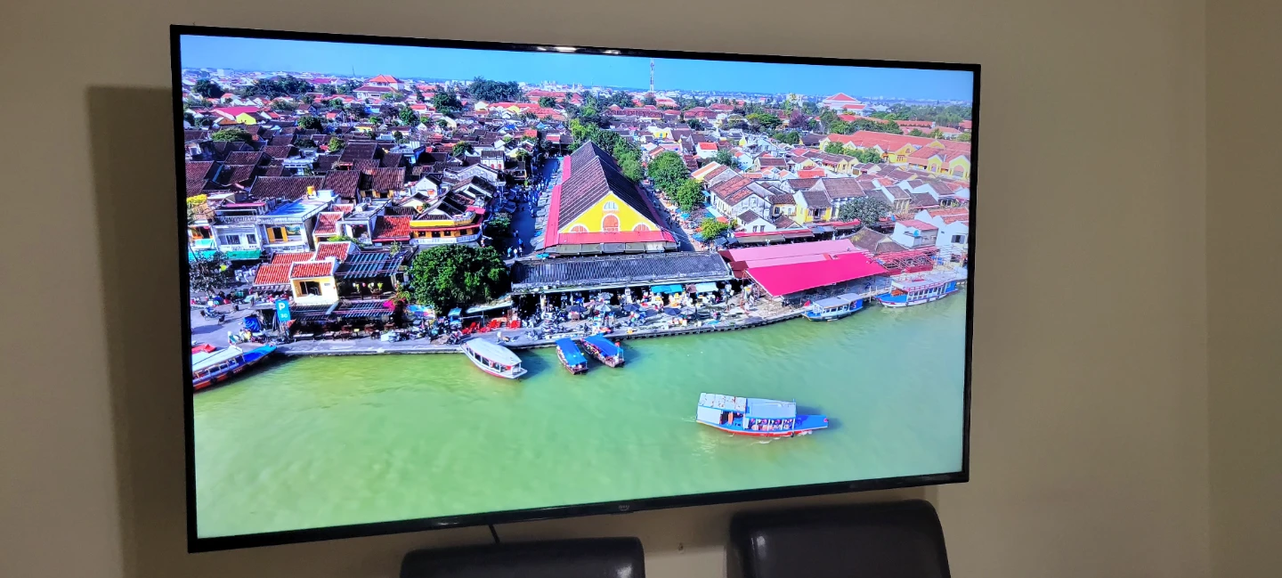 Amazon 55-inch Smart TV - photo 2