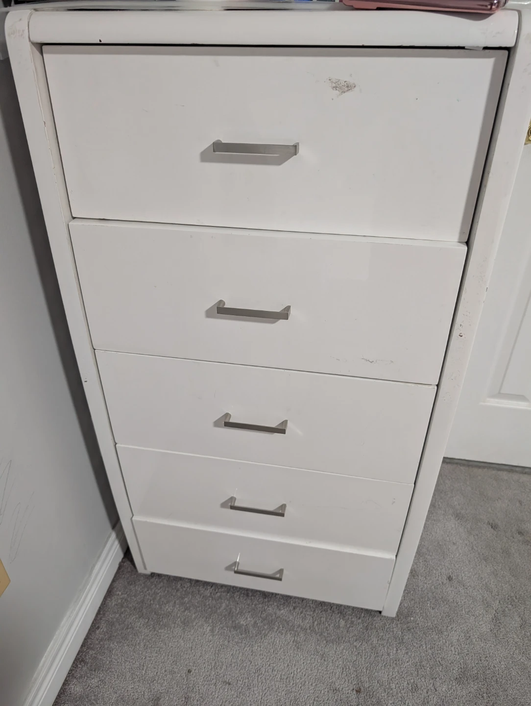 White Dresser with Mirror