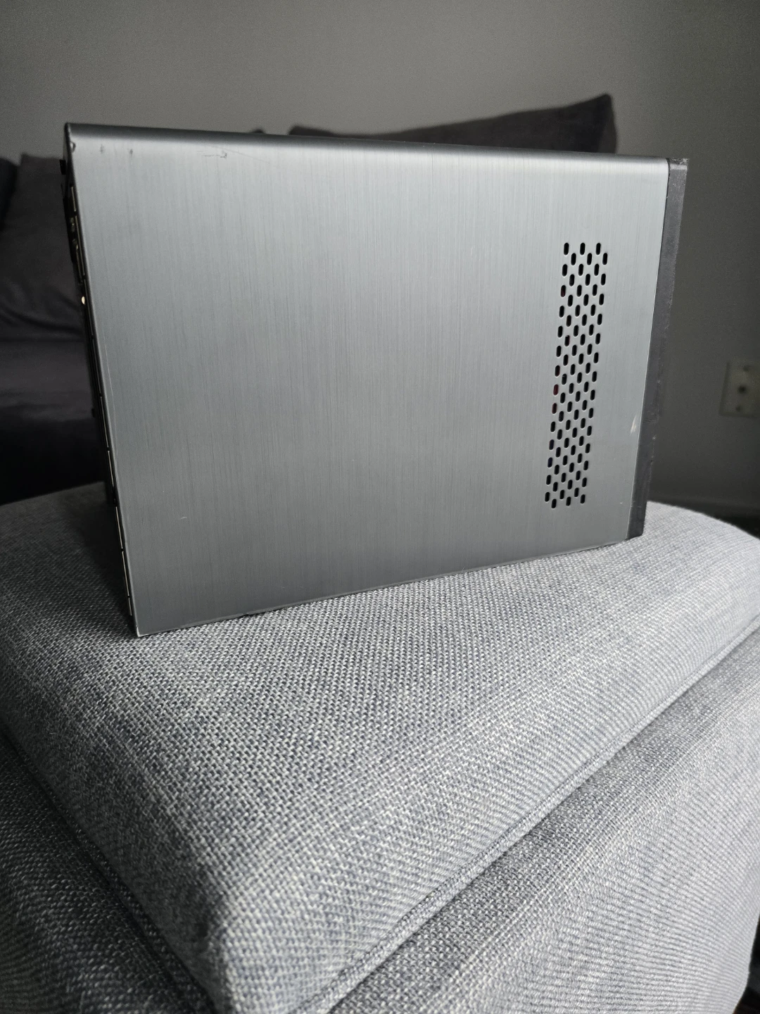 Datto NAS 4 Bay - photo 2