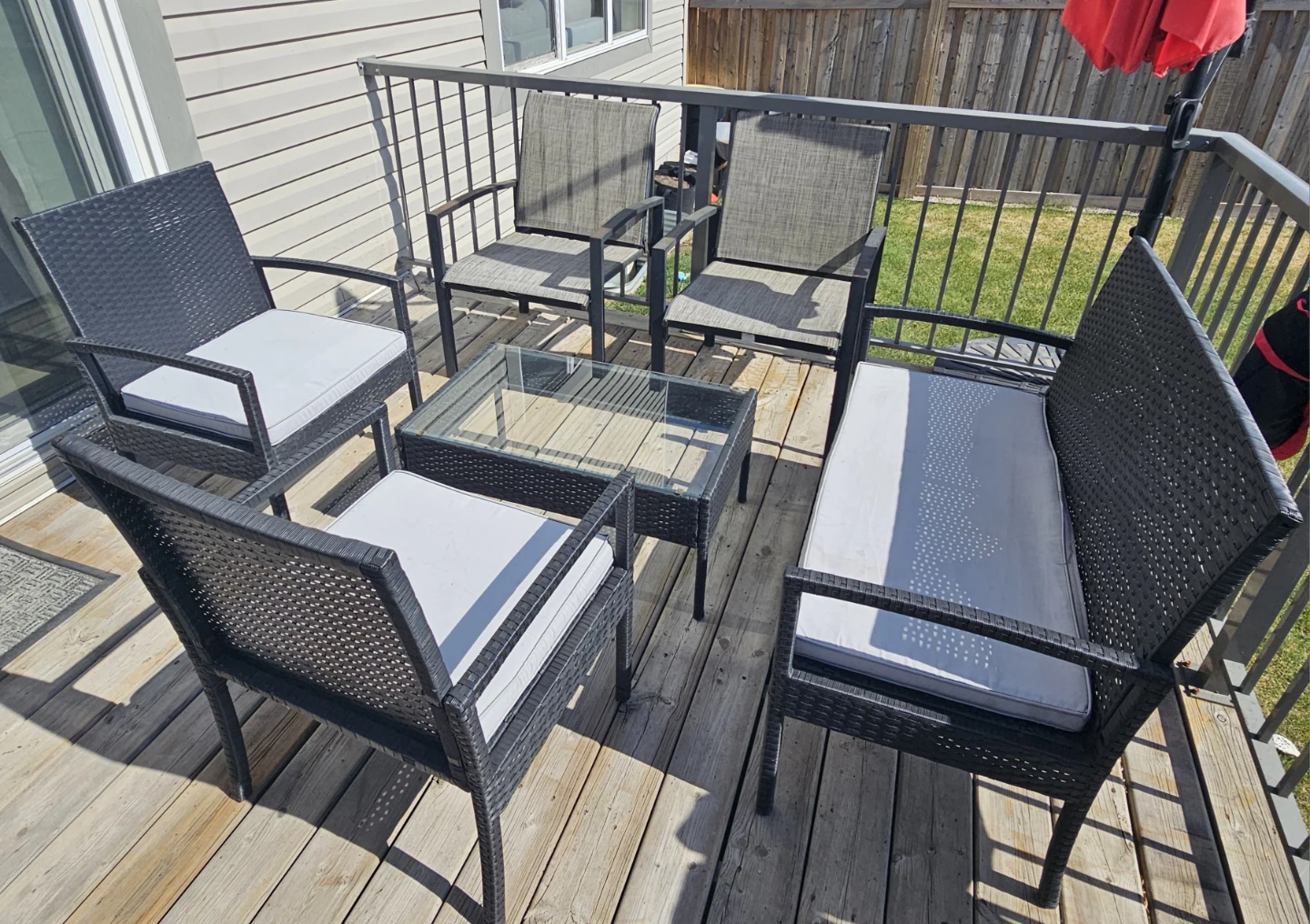 Outdoor Patio Set - 3 Piece Wicker Furniture with Glass Table - photo 2