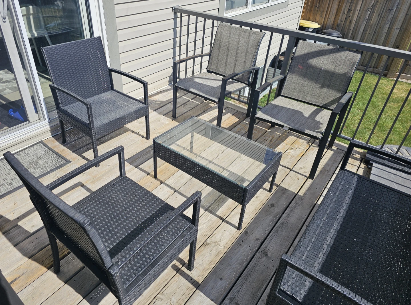 Outdoor Patio Set - 3 Piece Wicker Furniture with Glass Table - photo 4