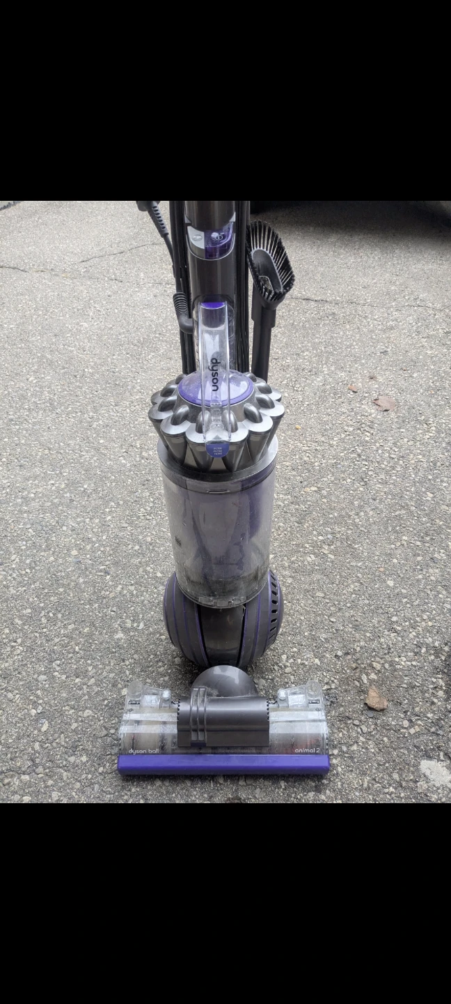 Dyson Ball Animal 2 Vacuum Cleaner - photo 3