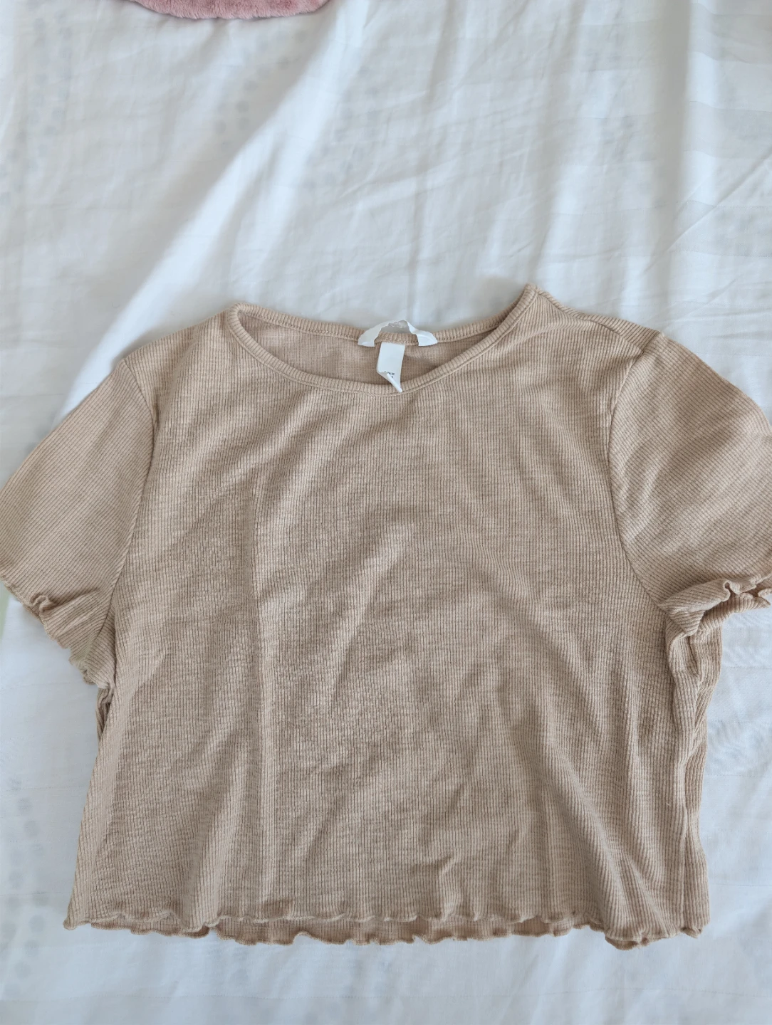 H&M Ribbed Lettuce Hem Cropped Top - Beige