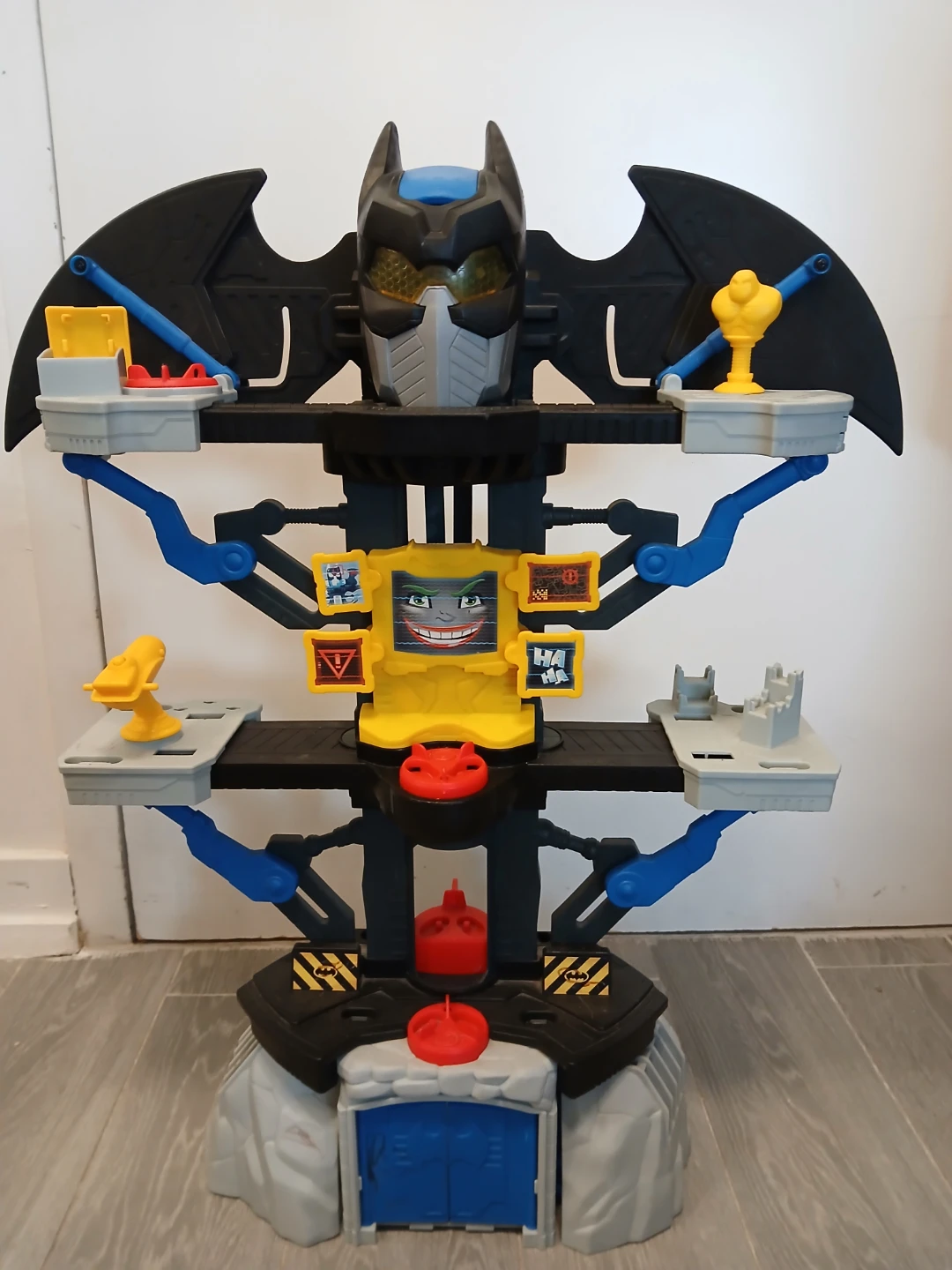 Fisher-Price Imaginext DC Super Friends Batcave. Firm price. - photo 2