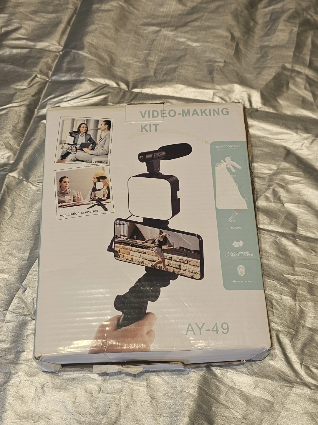 Video-Making Kit AY-49 with Microphone and LED Light