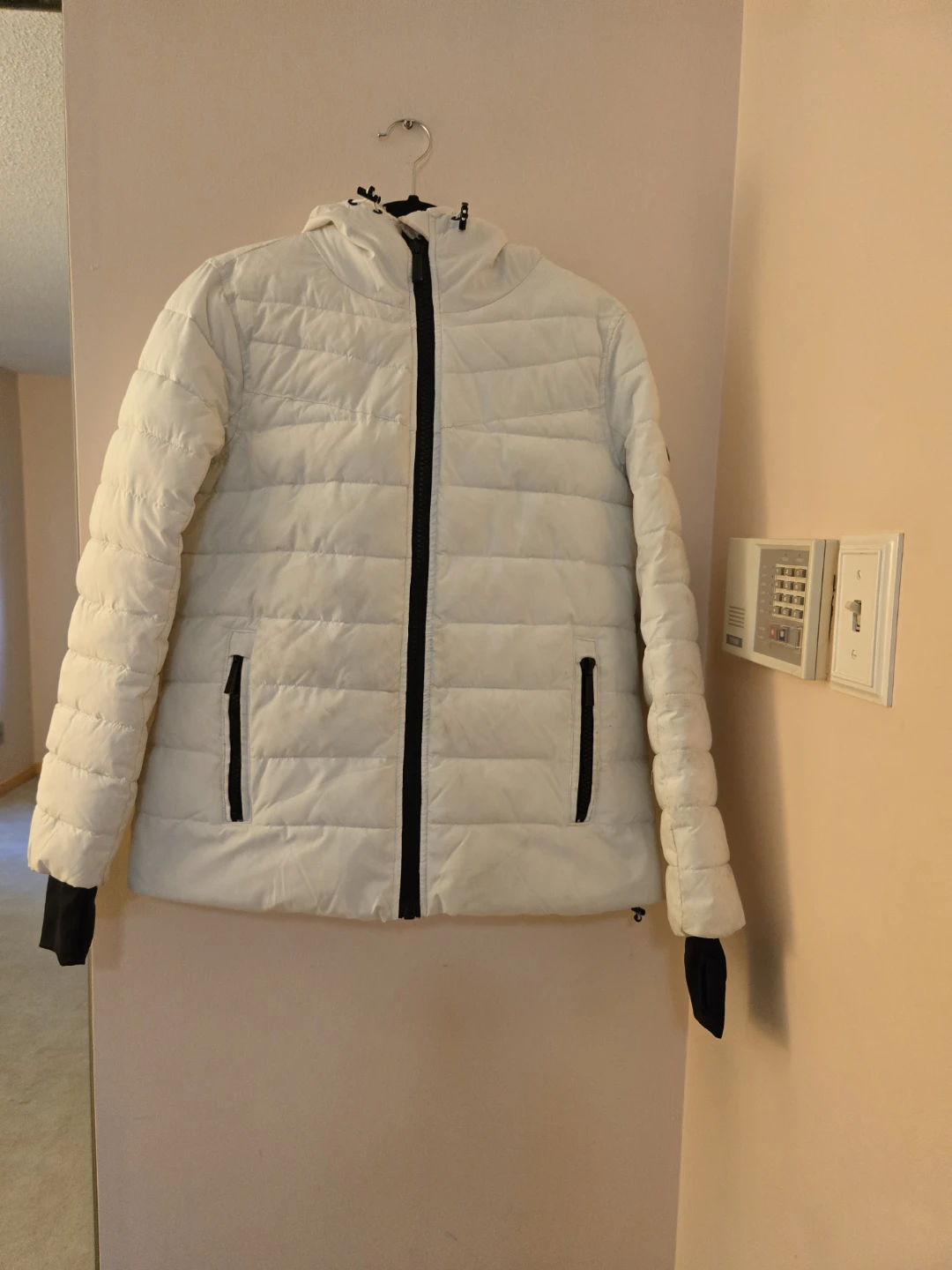 Michael Kors White Puffer Jacket - M - photo 2