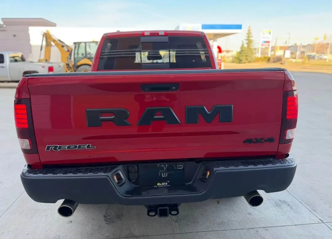 2016 Dodge Ram 1500 Rebel – 4x4 – - photo 4