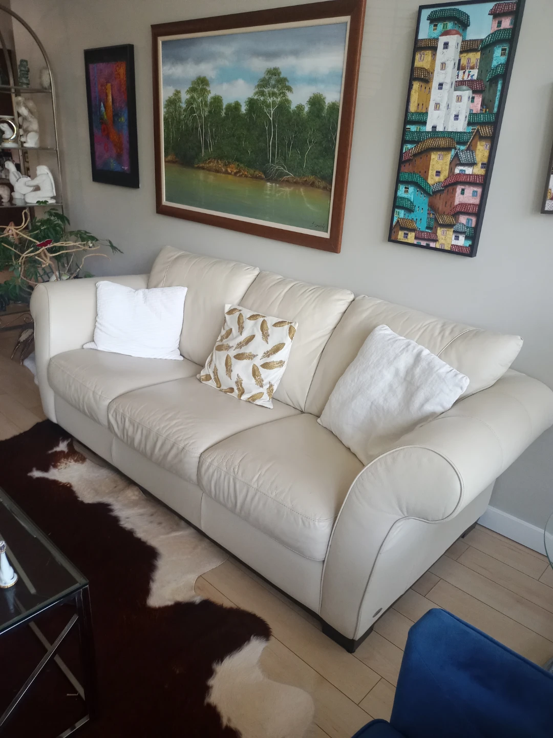 Cindy Crawford Home Cream Leather Sofa and loveseat - photo 2